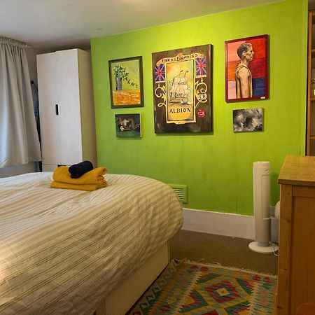 Comfy Child/Dog Friendly Garden Flat Heart Camden Apartment Лондон Екстериор снимка