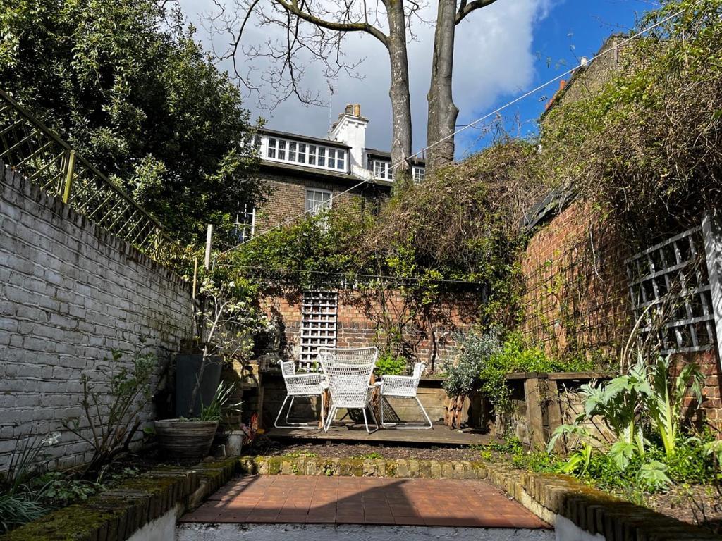Comfy Child/Dog Friendly Garden Flat Heart Camden Apartment Лондон Екстериор снимка
